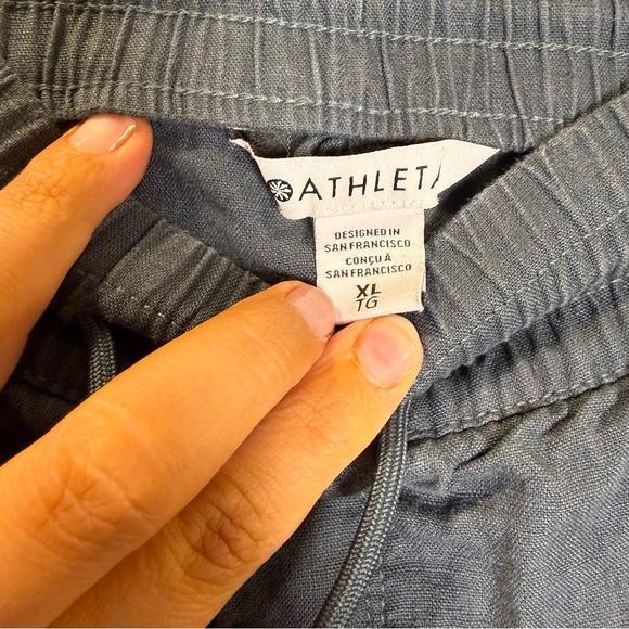 ATHLETA Retreat Linen Shorts - XL - Picture 6 of 11